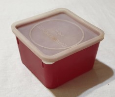 Obiect vechi de colectie - Cutie alimente 750 ml PRODCOMPLEX Targu Mures 1977