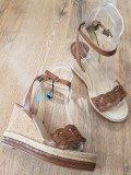 Superbe sandale dama GANT noi piele naturala talpa ortopedica plua, foarte usoare , marime 38, Camel