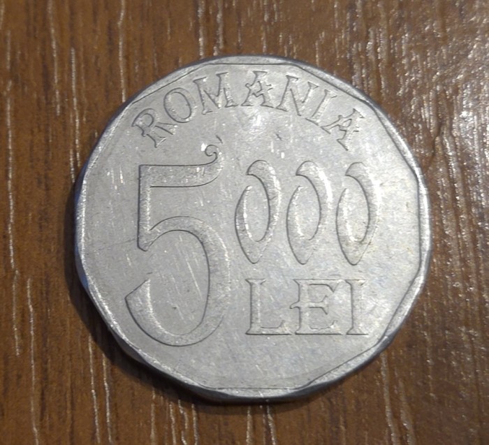 5000 lei 2001, Rom&acirc;nia