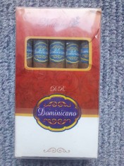 Cutie cu 5 trabucuri cigars Republica Dominicana, cutie 13x18 cm, sigilata foto