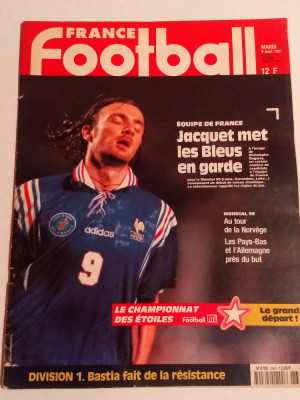 Revista fotbal - &amp;quot;FRANCE FOOTBALL&amp;quot; (09.09.1997) foto