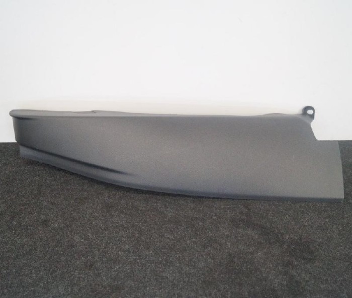 Ornament scaun dreapta spate VW JETTA MK6 162, 163 2016 OEM: 5C6867766 | 2429018