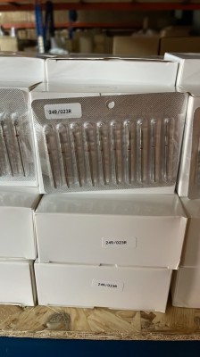 Capăt de freză de diamant pentru cuticule, tip glonț, br&amp;acirc;u roșu, 249/023R foto