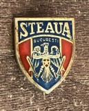 QW9 N9 16 - insigna - tematica sport - cluburi sportive - Steaua Bucuresti