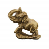 Statueta feng shui elefant din rasina aurie model 2 - 7cm