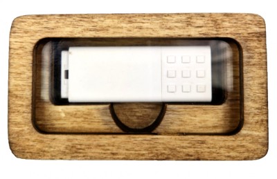 Cutie Stick USB personalizata pentru a pastra in siguranta amintirile unice din viata ta! foto