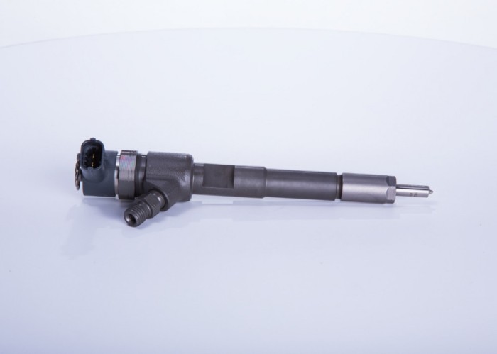 BOSCH 0 986 435 204 Injector