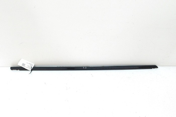 Chedar geam ușă dreapta față VOLVO XC40 536 2023 OEM: 32229819 26246512
