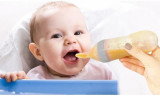 Lingurita cu rezervor pentru bebelusi BabyJem 90 ml Gri
