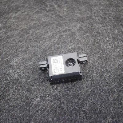 Amplificator de antena BMW 2 Coupe F22, F87 2014 OEM: 9231466 2845387 foto