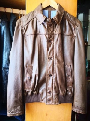 Jachetă din piele Massimo Dutti (tip bomber) foto