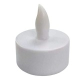 Cumpara ieftin Lumanare decorativa LED alba 4.1 x 3.9 cm, iluminare galbena, efect de flacara, 3 baterii LR41 AG3 incluse, pentru ambient interior si decor masa