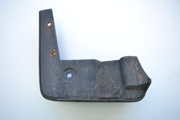 Aparatoare noroi dreapta spate SUBARU LEGACY V Estate BR 2012 OEM: J1017AJ015,J1010AJ015 2369289