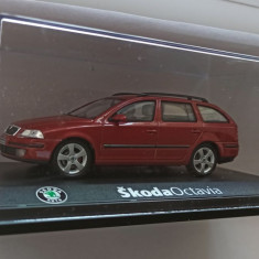 Macheta Skoda Octavia 2 Break (rosu) - Abrex 1/43