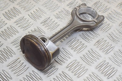 Piston VW POLO 6R, 6C 2014 OEM: 04C107065AE,04E198401P 12573916 foto