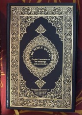 Translation Of The Meanings Of The Noble Qur'an In The English Language ed. bilingva engleza/ araba, cu explicatii
