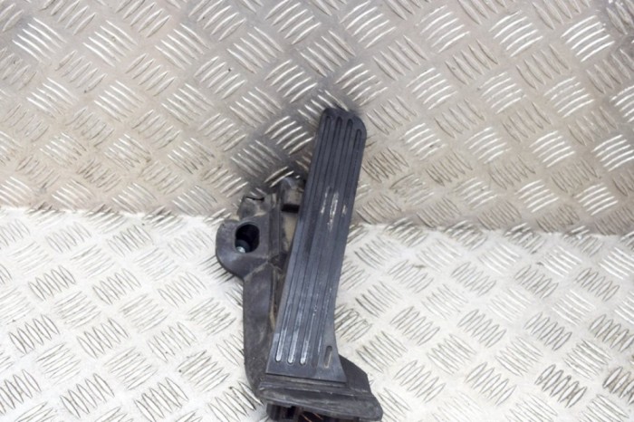 Pedala de accelerație SKODA OCTAVIAII 1Z3 2012 OEM: 6PV011040,1K2721503AJ 14837824