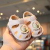 Sandalute roz pudra cu piuitoare - Floricica crosetata (Marime Disponibila:, Superbaby
