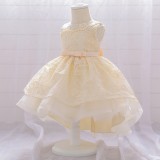 Rochita eleganta ivoire cu trena (Marime Disponibila: 3-6 luni (Marimea 18