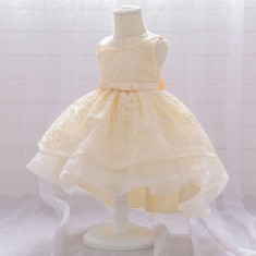 Rochita eleganta ivoire cu trena (Marime Disponibila: 3-6 luni (Marimea 18
