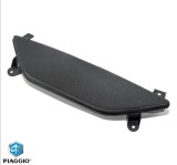 Capac carena laterala fata dreapta (aparatoare noroi) originala Piaggio MP3 LT - MP3 LT Sport - MP3 LT Touring 4T LC 125-500cc