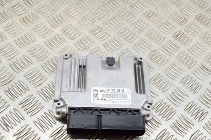Unitate de control motor AUDI A3 Limousine 8VS, 8VM 2018 OEM: 04C907309BB,1039T05940,04C906025AD,0261S17849 13792363