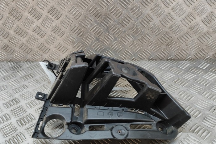 Suport bara de protecție dreapta spate CITRO&Euml;N C5 AIRCROSS 2020 OEM: 9826677080 23807094