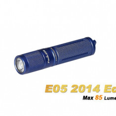 LANTERNA MODEL E05 XP-E2 R3 - ALBASTRU - MODEL 2014