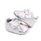 Pantofiori argintii cu imprimeu si fundita (Marime Disponibila: 9-12 luni