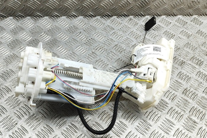 Pompa de combustibil rezervor TOYOTA YARIS CROSS MXP_ 2022 OEM: Off-road | 27800897
