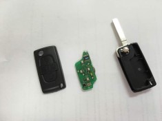 Cheie Briceag Peugeot 1007 4 Butoane Completa AutoProtect KeyCars foto
