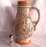 HALBA CARAFA CERAMICA SIMON PETER GERZ GERMANIA DECOR CU SCENE RUSTICE IN RELIEF 2.5 LITRI 28 CM