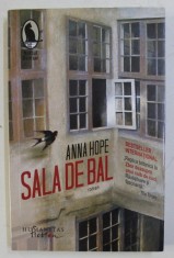SALA DE BAL de ANNA HOPE , 2018 foto
