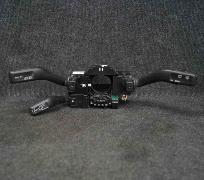 Maneta semnalizare ștergătoare VW PASSAT B6 3C2 2006 OEM: 3C5953507C,3C5953513C