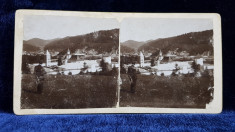 MANASTIREA PUTNA , BUCOVINA , VEDERE PANORAMICA , FOTOGRAFIE STREOSCOPICA , MONOCROMA , PE SUPORT DE CARTON , CCA. 1900 foto