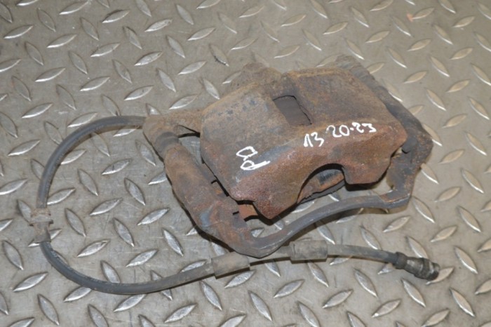 Etrier de fr&acirc;nă dreapta față VW GOLF VII 5G1, BQ1, BE1, BE2 2016 13354014