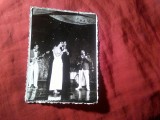 Fotografie Pompilia Stoian cu formatie muzicala , 1967 , dedicatie si autograf pe verso ,11,5x8,5cm