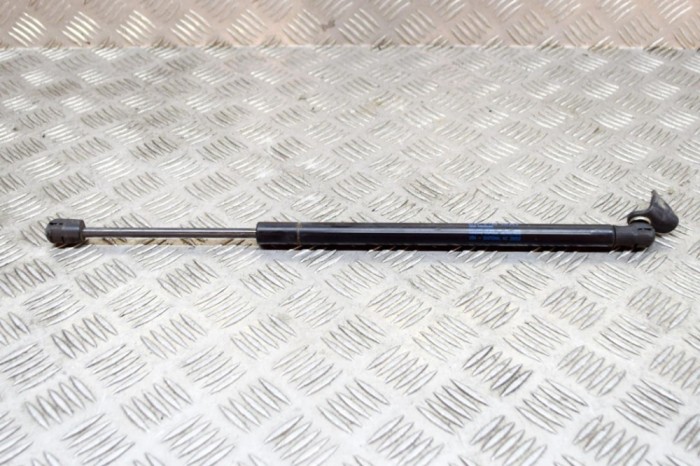 Amortizor capota dreapta față TESLA MODEL S 2016 OEM: 1062634-00-A 13948079