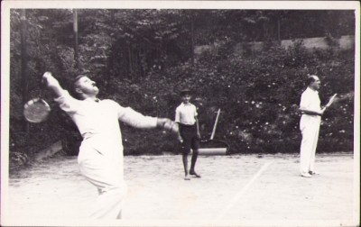 HST P1345 Poză inginer Rădulescu Mina Anina la tenis foto
