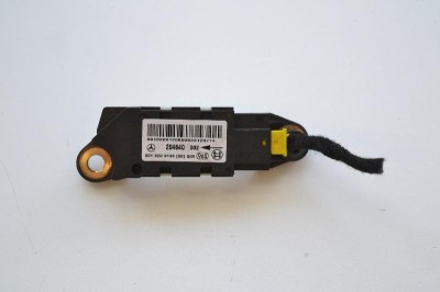 Senzor de impact st&amp;acirc;nga spate MERCEDES-BENZ CLC CL203 2011 OEM: A0018209126 2367910 foto