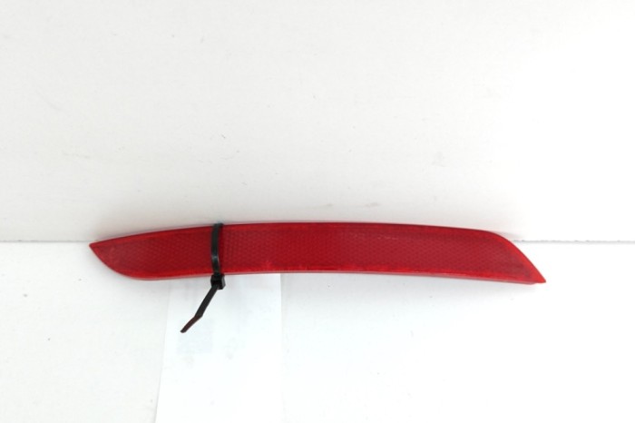 Reflector bara de protecție st&acirc;nga spate BMW 4 Coupe F32, F82 2013 OEM: 7301187 23537258