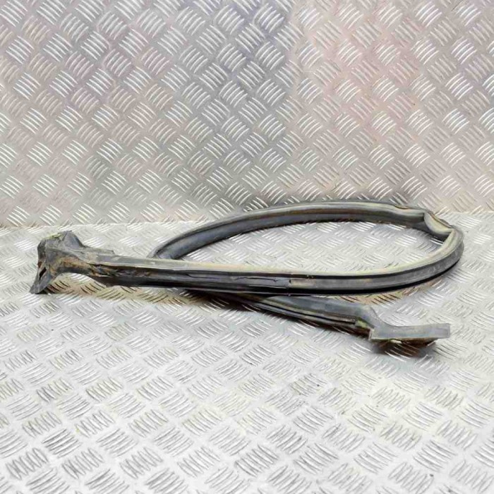 Garnitura ușă dreapta față DODGE STEALTH 1992