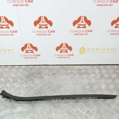 Ornament Stanga Parbriz Bmw X2 F39 2017-2023 foto