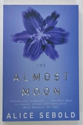 THE ALMOST MOON by ALICE SEBOLD , 2008 foto