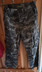 Pantaloni Camuflaj foto