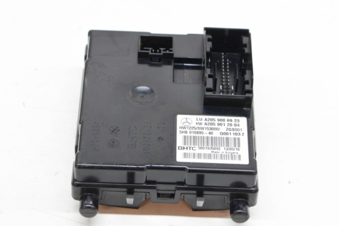 Alt modul de control MERCEDES-BENZ C W205 2016 OEM: 5HB010895-40,A2059012004,A2059006923,5001935092 | 13857548