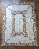 FATA DE MASA VINTAGE DIN BUMBAC LUCRATA CU TEHNICA POINT DE VENISE
