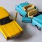 Lot 2 machete vechi vintage: CADILLAC ELDORADO Convertible Parade 1953, Maisto, FORD MUSTANG 1964; motor arc, portiere articulate, anvelope cauciuc