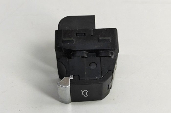 Comutator deschidere haion AUDI Q5 FY 2021 OEM: 4M0959831A 29394283
