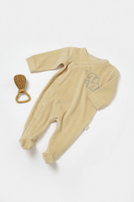 Salopeta Elefant cu maneca lunga si botosei din 80%bumbac organic si 20% poliester - Stone, BabyCosy (Marime: 6-9 luni) foto